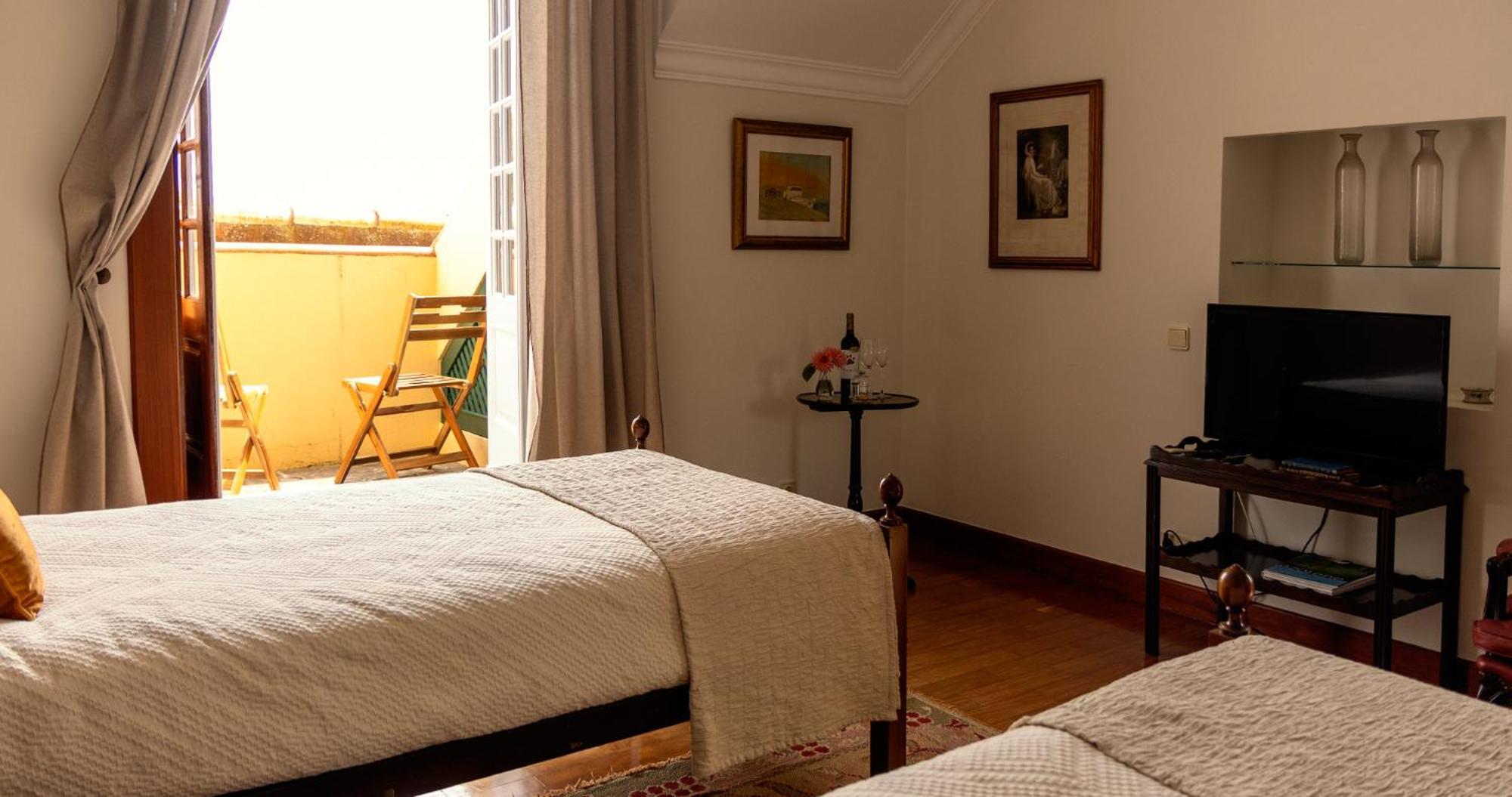 Quinta Da Nasce Agua Aparthotel Angra do Heroismo Luaran gambar