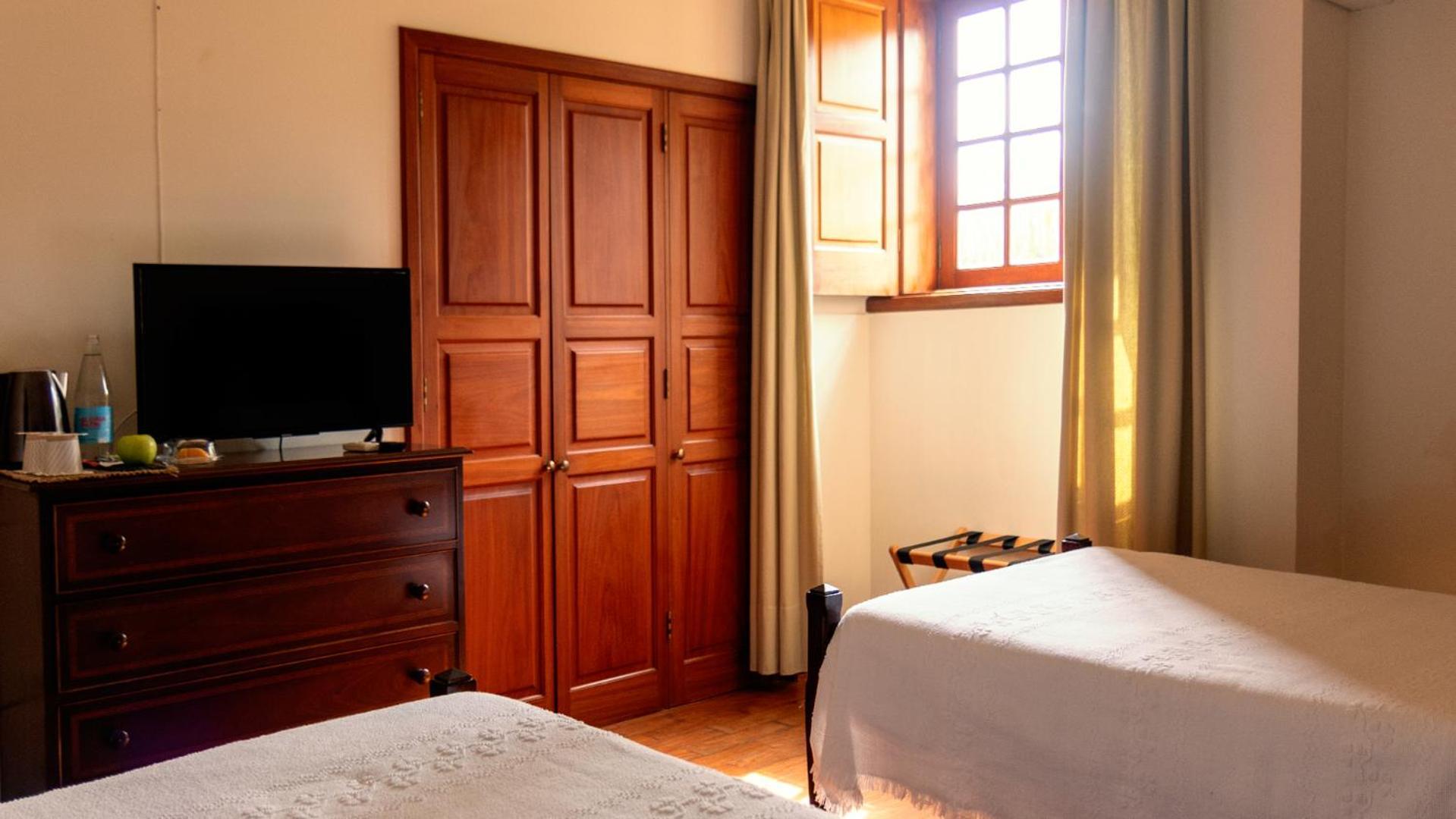 Quinta Da Nasce Agua Aparthotel Angra do Heroismo Luaran gambar